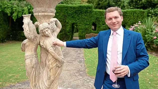 英國金融大亨George Cottrell ：從詐騙到Triton 一夜輸掉2000萬美元