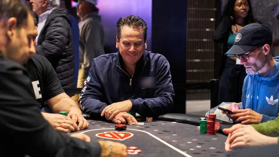 TDA規(guī)則 將禁止使用手機? Matt Savage表示"艱巨的任務(wù)"