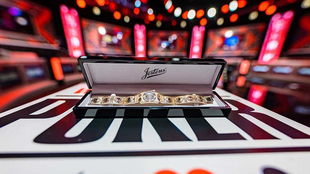 WSOP主賽事破紀錄 !史上最佳棄牌出現？“土豪丹”打了兩手牌就出局v