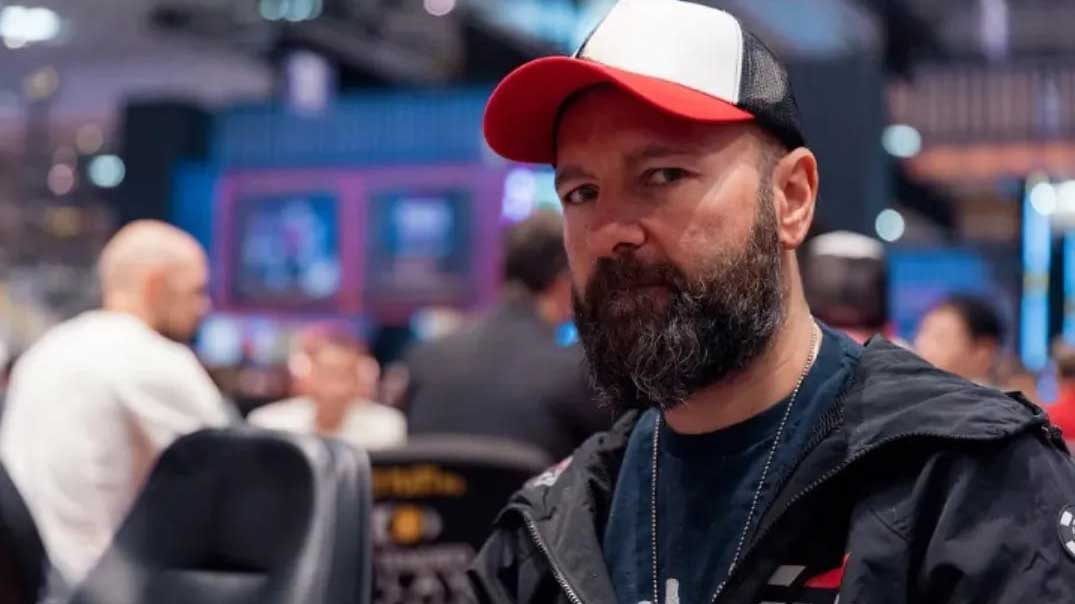 丹牛線上直播WSOP賽事 向WSOP金手鏈發(fā)起了進(jìn)攻