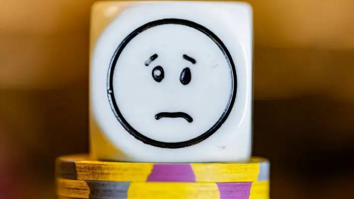 德州撲克情緒管理 專家Alan Longo提出“影響而非控制”法則